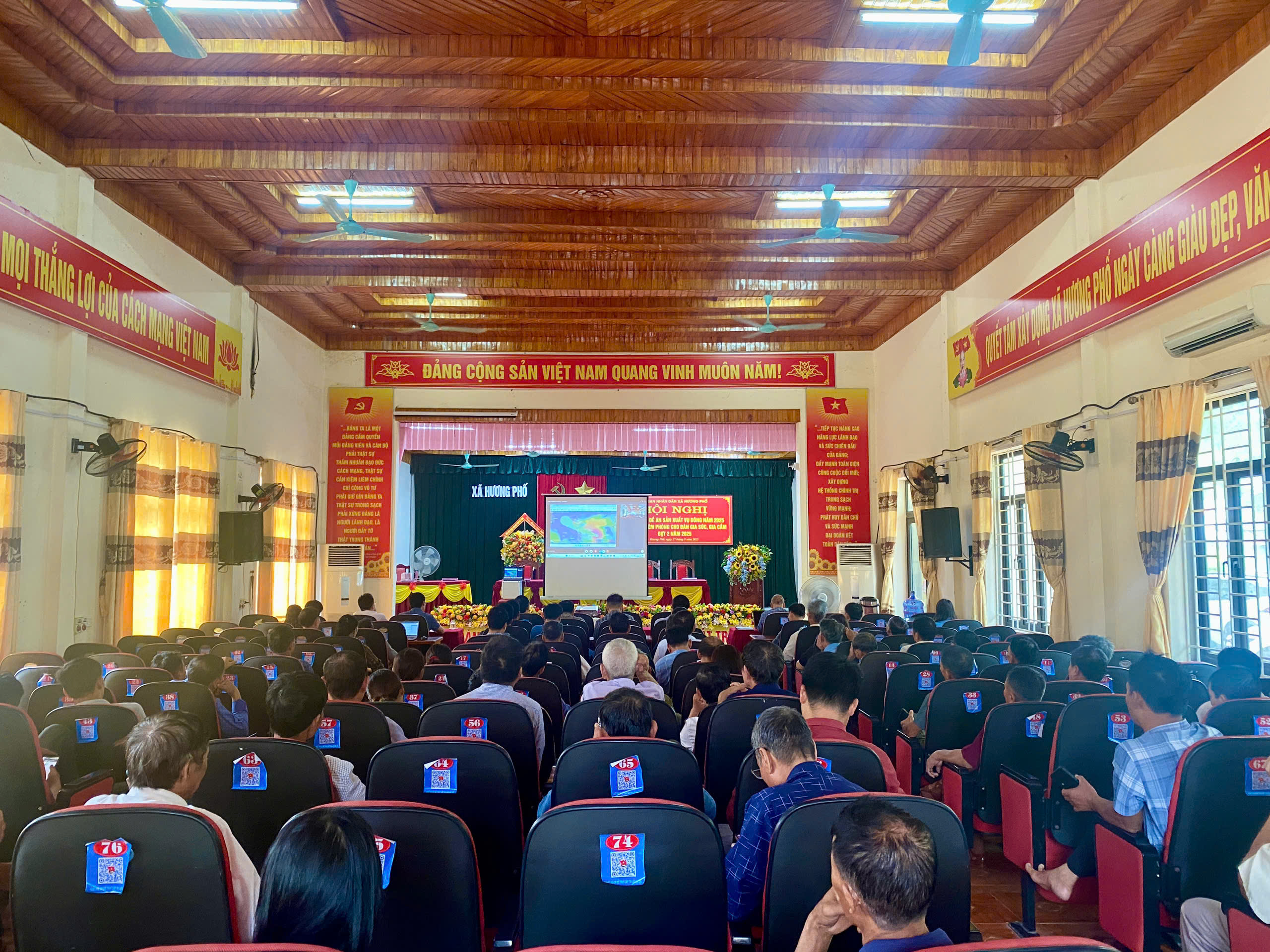 Xã Hương Phố triển khai công tác phòng, chống bão số 10 (BUALOI)