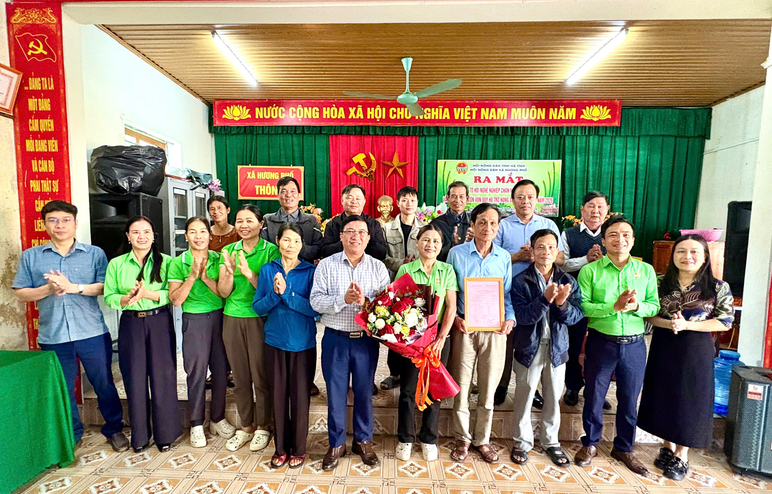 Xã Hương Phố ra mắt Tổ hội nghề nghiệp chăn nuôi hươu thôn 3, giải ngân 1 tỷ đồng từ Quỹ Hỗ trợ nông dân