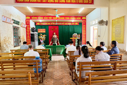 Hương Phố: MTTQ xã vận động thôn Nam Giang triển khai mô hình ngô ngọt liên kết 