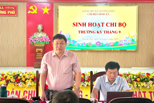 Chi bộ UBND xã Hương Phố tổ chức sinh hoạt định kỳ tháng 9 năm 2026 