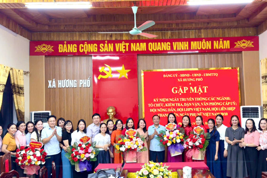 Hương Phố gặp mặt kỷ niệm các ngày truyền thống của Đảng và các tổ chức chính trị – xã hội 