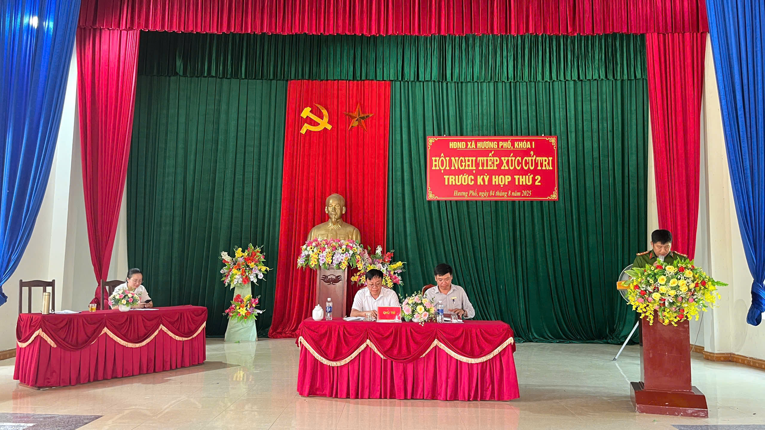 Hoạt động tiếp xúc cử tri của Đại biểu HĐND xã Hương Phố trước kỳ họp thứ 2, HĐND xã khoá I nhiệm kỳ 2021-2026