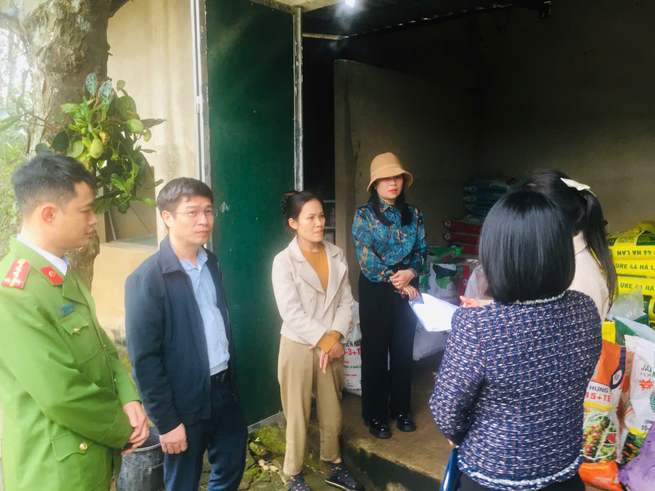  Xã Hương Phố tăng cường kiểm tra sản xuất, kinh doanh giống cây trồng vụ Xuân năm 2026