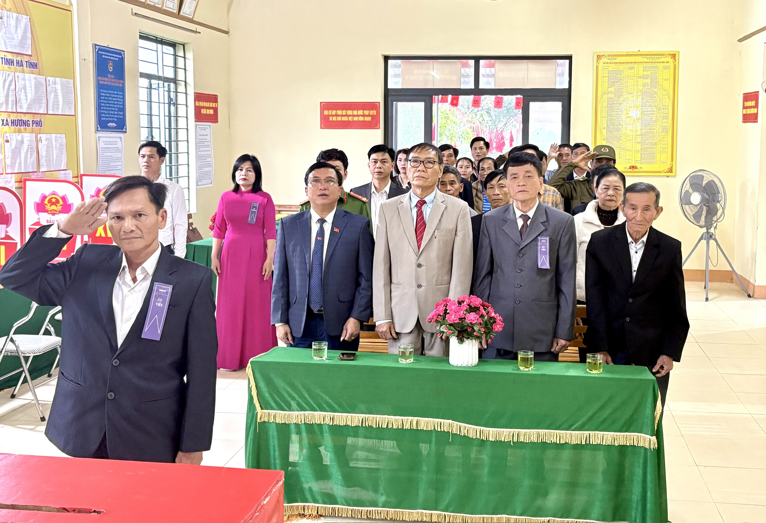 Hơn 9.380 cử tri xã Hương Phố tham gia ngày hội bầu cử tại 18 khu vực bỏ phiếu 